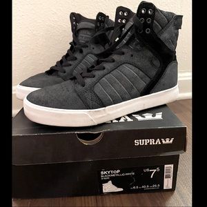 Supra Skytop Black Metallic-White ~ Size 7.5 Men’s / 9 Women’s